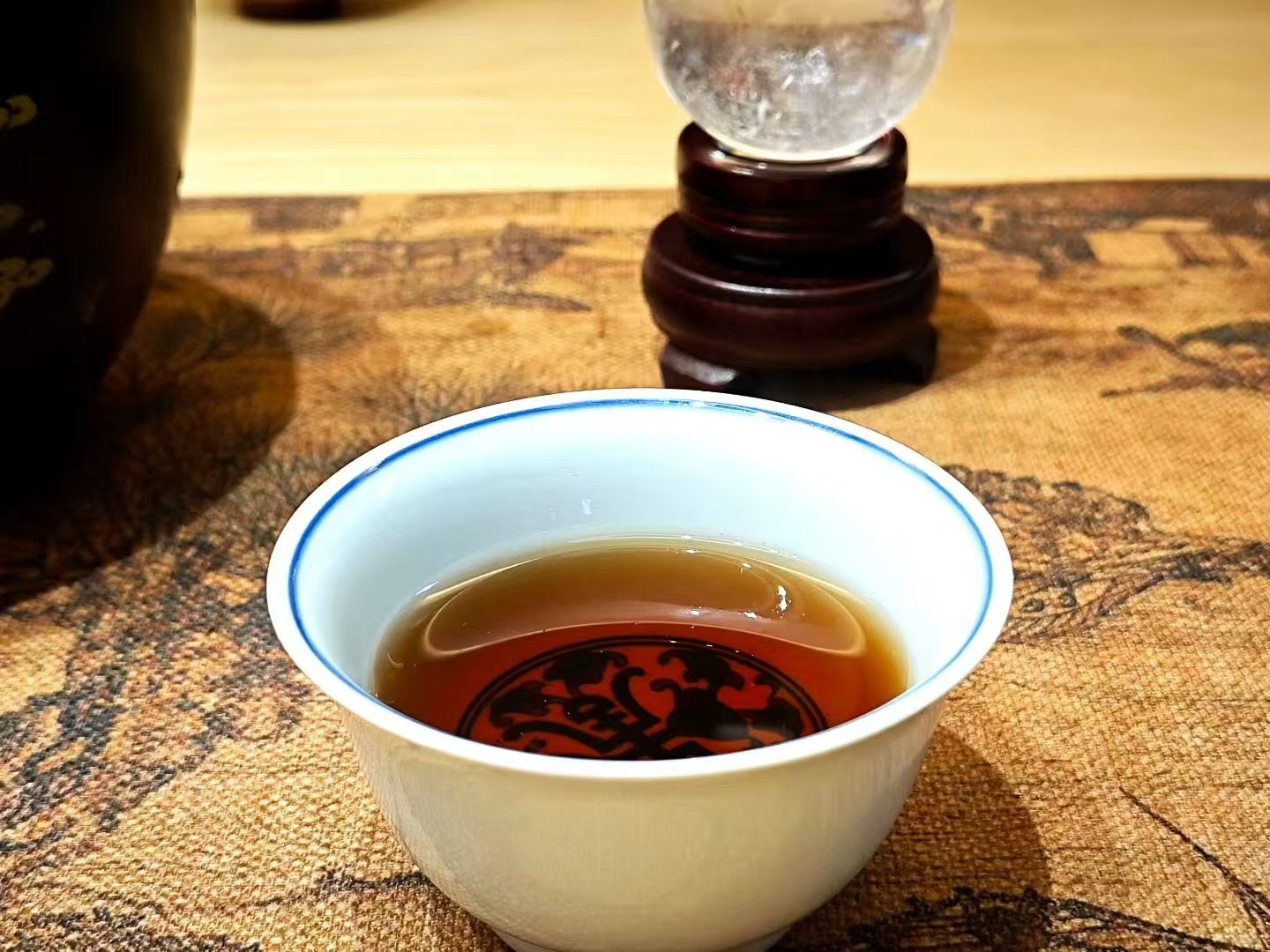 老树松针滇红